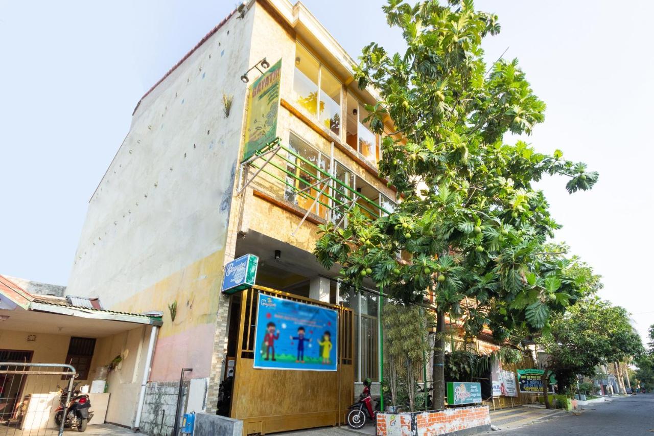 Homestay Gayatri Sawojajar Near Univ Negeri Malang Kampus 2 Mitra Reddoorz Exterior foto