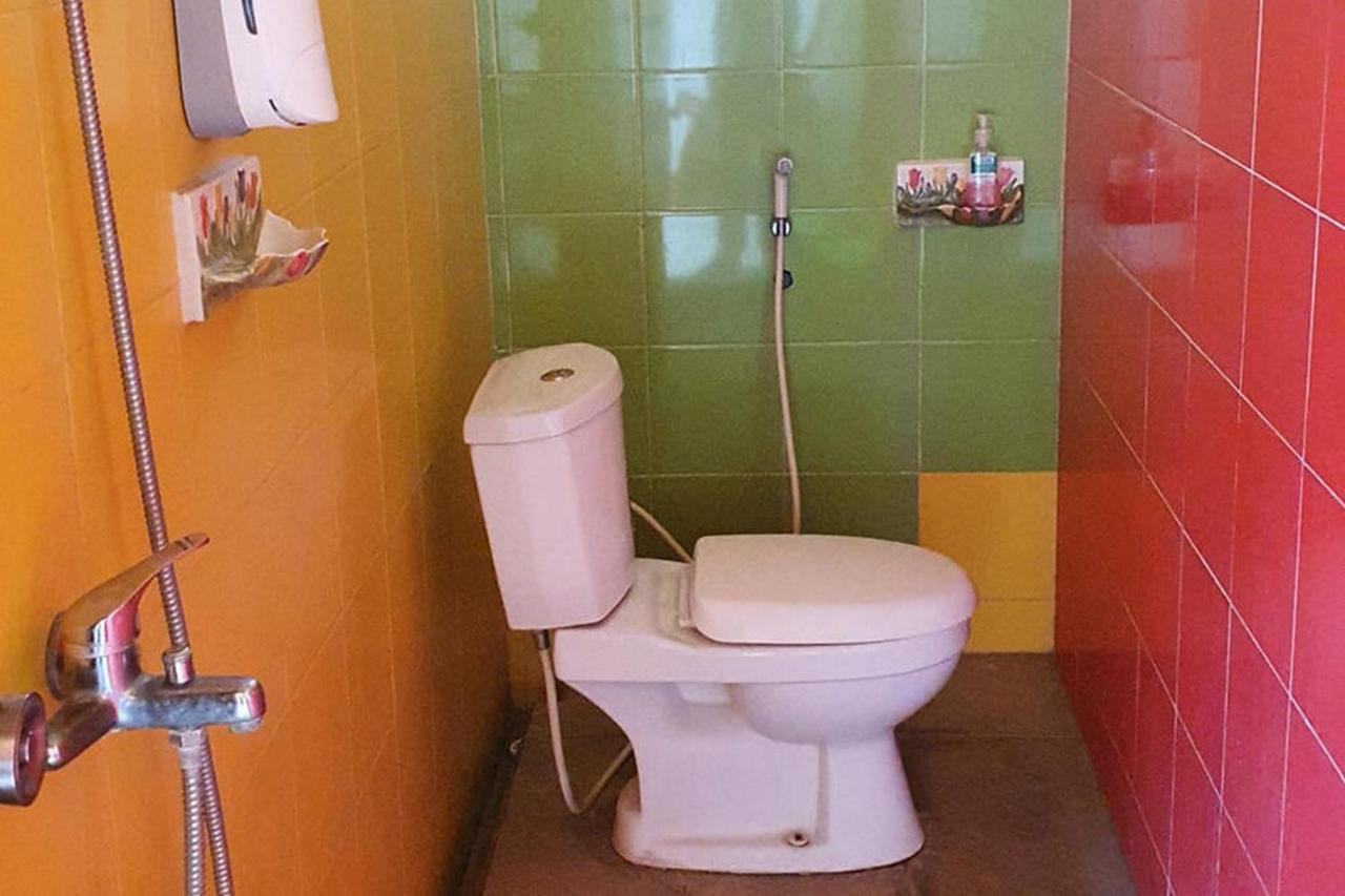 Homestay Gayatri Sawojajar Near Univ Negeri Malang Kampus 2 Mitra Reddoorz Exterior foto